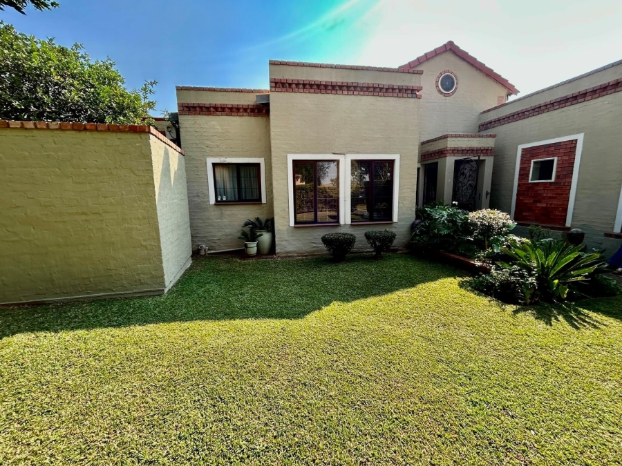 3 Bedroom Property for Sale in Waterval East North West